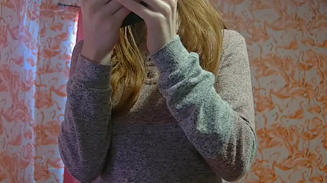 strawberrysmoothie online show from 02-23-25, 08:22