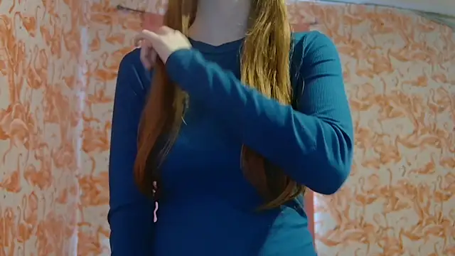 strawberrysmoothie online show from 10-24-25, 06:15