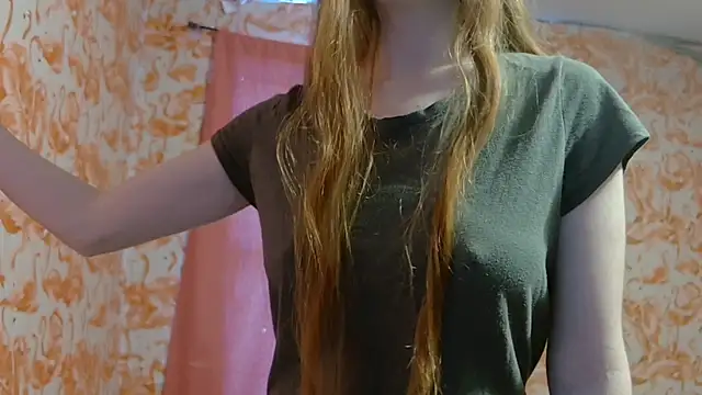 strawberrysmoothie online show from 02-10-26, 09:19