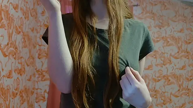 strawberrysmoothie online show from 02-12-26, 09:21