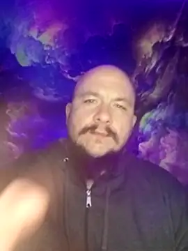 Snapshot of Spunonymous chatting on 12-30-24, 01:15 Spunonymous online show from 12-30-24, 01:15