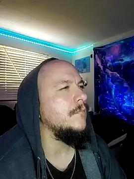 Snapshot of Spunonymous chatting on 01-24-25, 02:51 Spunonymous online show from 01-24-25, 02:51