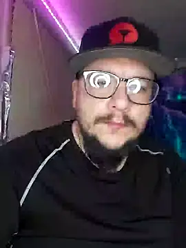 Snapshot of Spunonymous chatting on 02-05-25, 05:30 Spunonymous online show from 02-05-25, 05:30