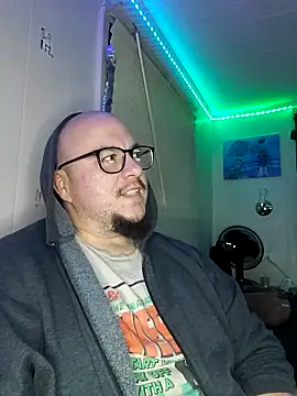 Snapshot of Spunonymous chatting on 02-18-25, 05:53 Spunonymous online show from 02-18-25, 05:53