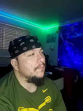 Snapshot of Spunonymous chatting on 03-11-25, 11:26 Spunonymous online show from 03-11-25, 11:26