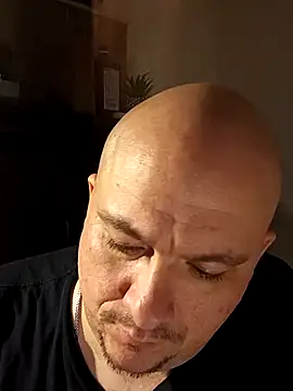 Snapshot of Spunonymous chatting on 12-01-25, 03:11 Spunonymous online show from 12-01-25, 03:11