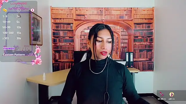 Snapshot of khiara_moretti chatting on 02-22-25, 10:42 khiara moretti online show from 02-22-25, 10:42