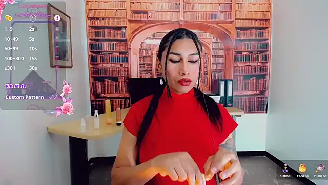 Snapshot of khiara_moretti chatting on 03-10-25, 10:45 khiara moretti online show from 03-10-25, 10:45