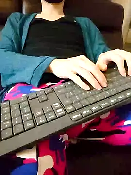 Snapshot of --MIKASA-- chatting on 02-05-25, 05:20 --MIKASA-- online show from 02-05-25, 05:20