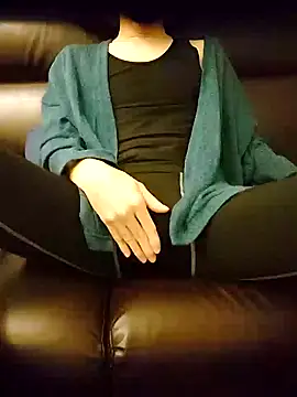 Snapshot of --MIKASA-- chatting on 02-05-25, 06:26 --MIKASA-- online show from 02-05-25, 06:26