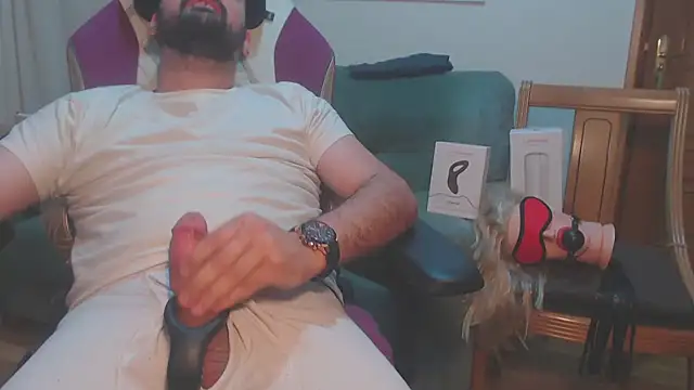 master4subslut online show from 04-30-26, 11:38