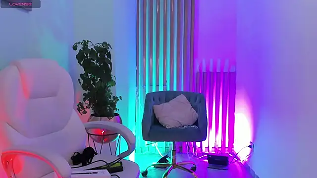 Agathaargent  online show from 12-17-24, 04:45