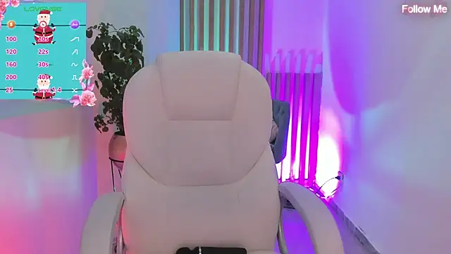 Agathaargent  online show from 12-17-24, 10:55