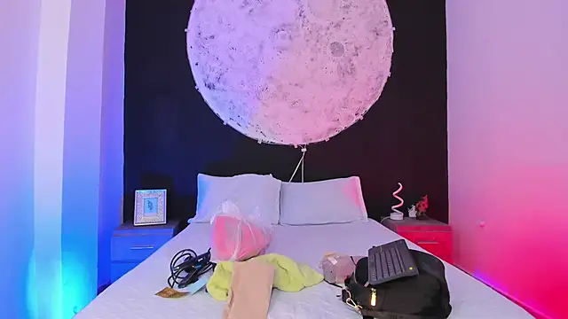 Agathaargent  online show from 03-17-25, 09:23