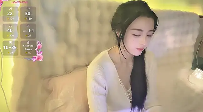 Snapshot of Duomiz chatting on 01-24-25, 07:28 Duomiz online show from 01-24-25, 07:28