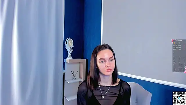 Snapshot of AnneKlint chatting on 12-24-24, 05:16 AnneKlint online show from 12-24-24, 05:16