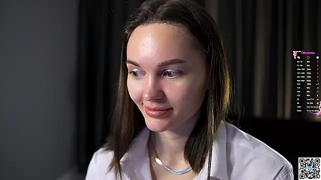 Snapshot of AnneKlint chatting on 01-22-25, 05:05 AnneKlint online show from 01-22-25, 05:05