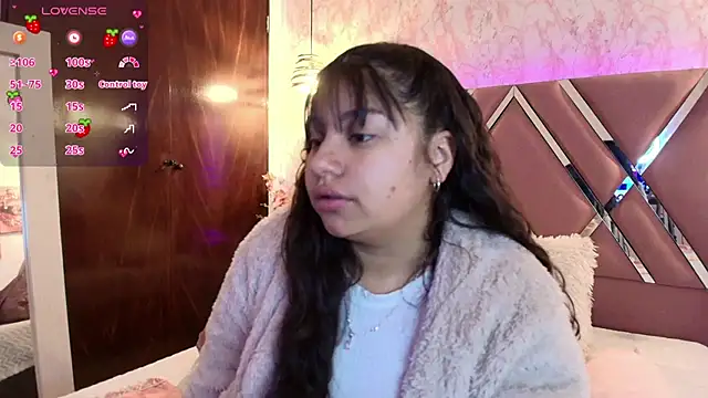 Miaa Smiith1 online show from 01-28-25, 12:11