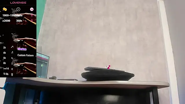 Snapshot of antonela83 chatting on 09-27-25, 02:05 antonela83 online show from 09-27-25, 02:05