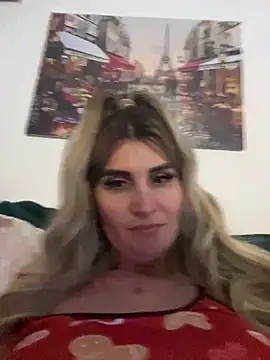 EvelynFrances online show from 01-02-25, 10:44