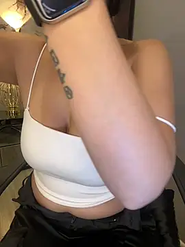 GabriellaFerrer online show from 02-14-25, 10:38