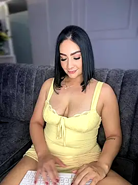 GabriellaFerrer online show from 09-15-25, 08:42