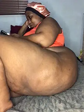 Snapshot of sotho_ssbbw chatting on 05-20-26, 12:28 sotho ssbbw online show from 05-20-26, 12:28