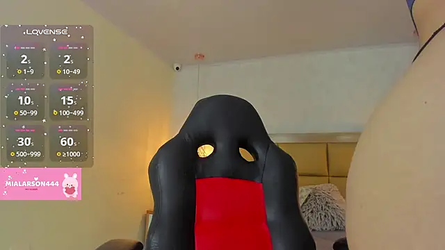 LARSONMIA online show from 10-08-25, 12:25