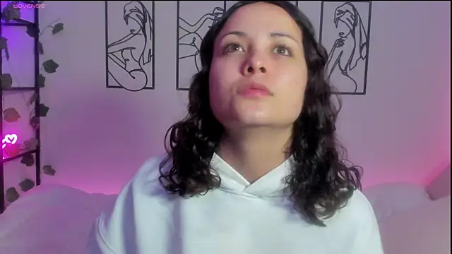 Megan Rodrigo online show from 02-28-25, 07:35