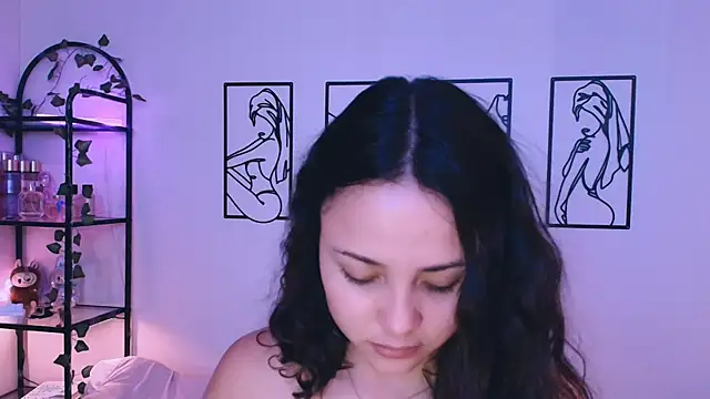 Megan Rodrigo online show from 10-16-25, 07:26