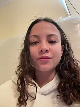 Megan Rodrigo online show from 02-12-26, 02:01