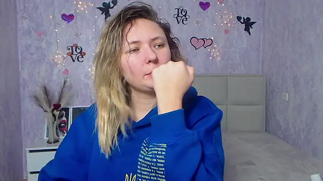 SallyVerda online show from 02-21-25, 01:00