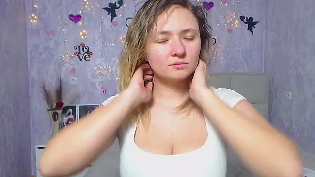 SallyVerda online show from 02-22-25, 04:18