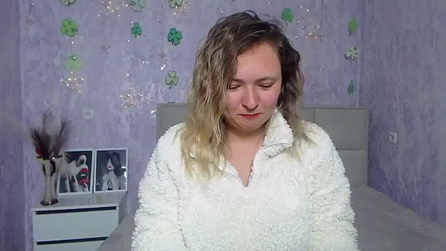 SallyVerda online show from 03-18-25, 09:53