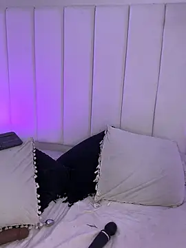 Amber Martins  online show from 01-22-25, 03:09