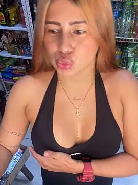 Amber Martins  online show from 01-29-25, 03:37