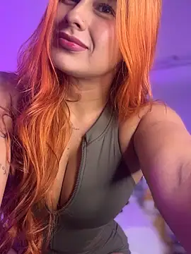 Snapshot of Amber_Martins_ chatting on 11-22-25, 01:15 Amber Martins online show from 11-22-25, 01:15