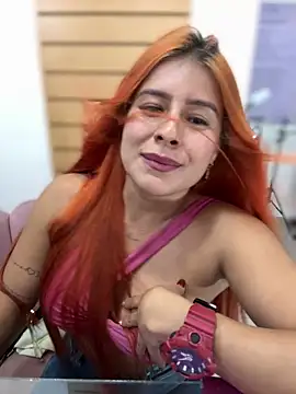 Snapshot of Amber_Martins_ chatting on 12-13-25, 07:53 Amber Martins online show from 12-13-25, 07:53