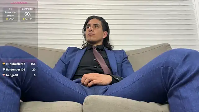 Snapshot of Tom_blunt96 chatting on 02-11-25, 05:26 Tom blunt96 online show from 02-11-25, 05:26