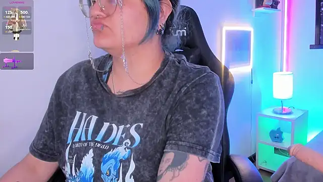 lucky-leah online show from 03-22-26, 04:05