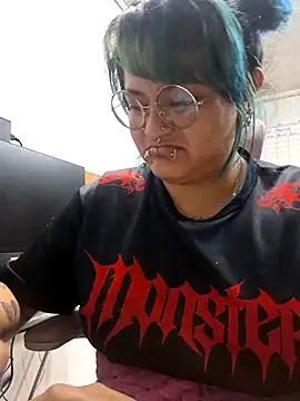 lucky-leah online show from 06-06-26, 03:22