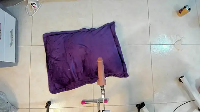 Snapshot of Kayla_foxxy chatting on 01-19-25, 07:36 Kayla foxxy online show from 01-19-25, 07:36