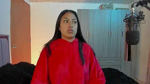 Snapshot of Kayla_foxxy chatting on 09-14-25, 02:11 Kayla foxxy online show from 09-14-25, 02:11