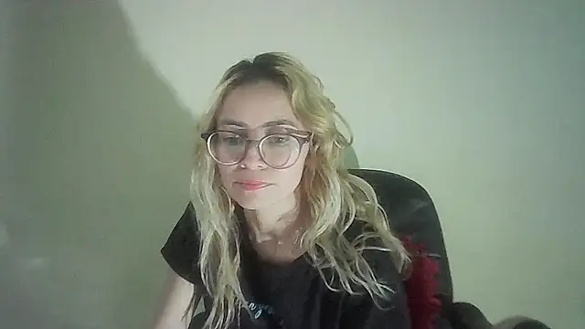 JuliaMack online show from 01-02-25, 08:35