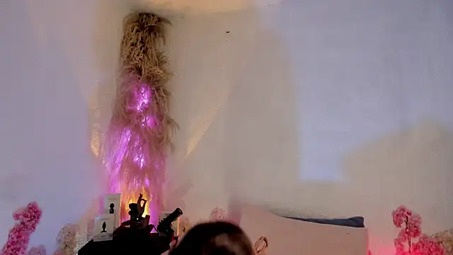 Jeanineescott online show from 03-04-25, 09:22