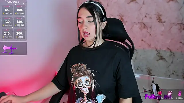 Snapshot of Abbieowenx chatting on 11-07-25, 02:50 Abbieowenx online show from 11-07-25, 02:50