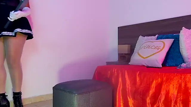 Snapshot of Mila_cams1_ chatting on 11-06-25, 06:42 Mila cams1 online show from 11-06-25, 06:42