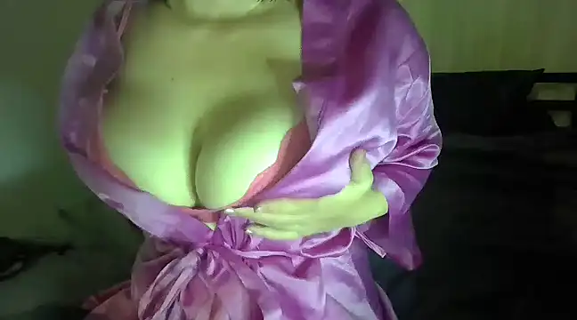 Snapshot of XxxAprilxxX chatting on 01-23-25, 12:52 XxxAprilxxX online show from 01-23-25, 12:52