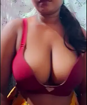 SLteena online show from 05-18-26, 03:13