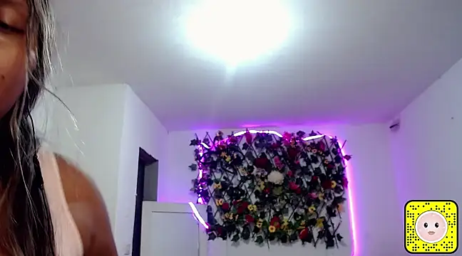 Snapshot of sexysusan4you chatting on 03-21-25, 12:51 sexysusan4you online show from 03-21-25, 12:51